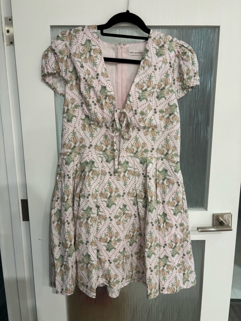 NEW Avec Les Filles Pink Floral Tie-Front Mini Dress